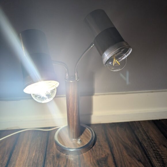 Vintage MCM Double Gooseneck Desk Table Lamp Aluminum Woodgrain 3 way Switch - Picture 9 of 14